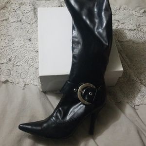 Delicious Black Boots